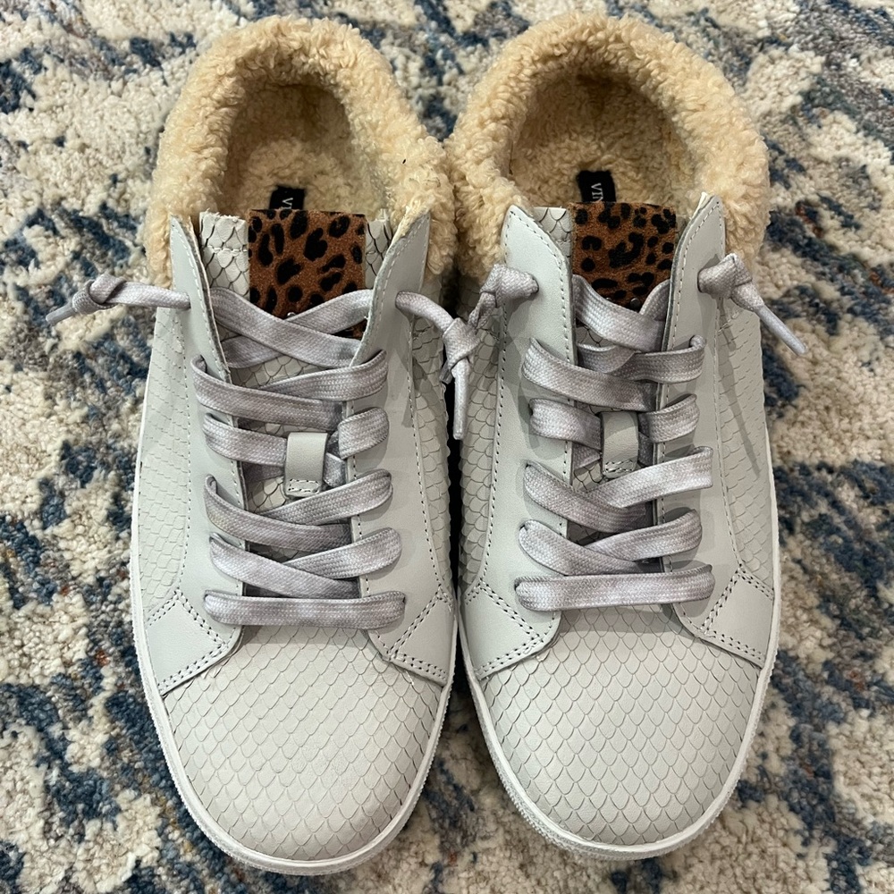 NEW Vince Camuto Madrista leather slip on sneakers with faux shearling. … - Picture 4 of 8
